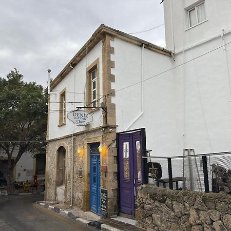 Deniz Konak Boutique Hotel Кирения Экстерьер фото