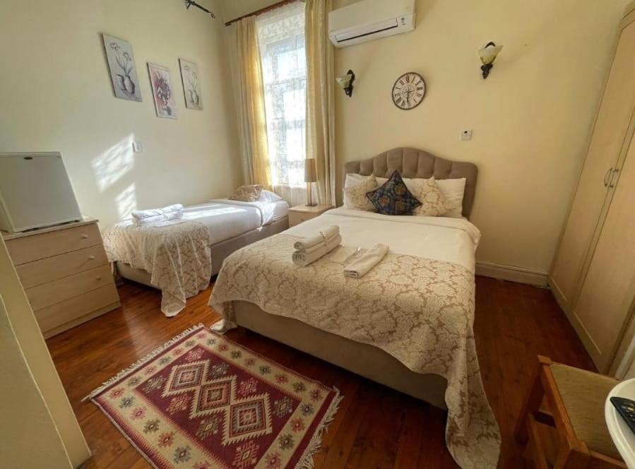 Deniz Konak Boutique Hotel Кирения Экстерьер фото